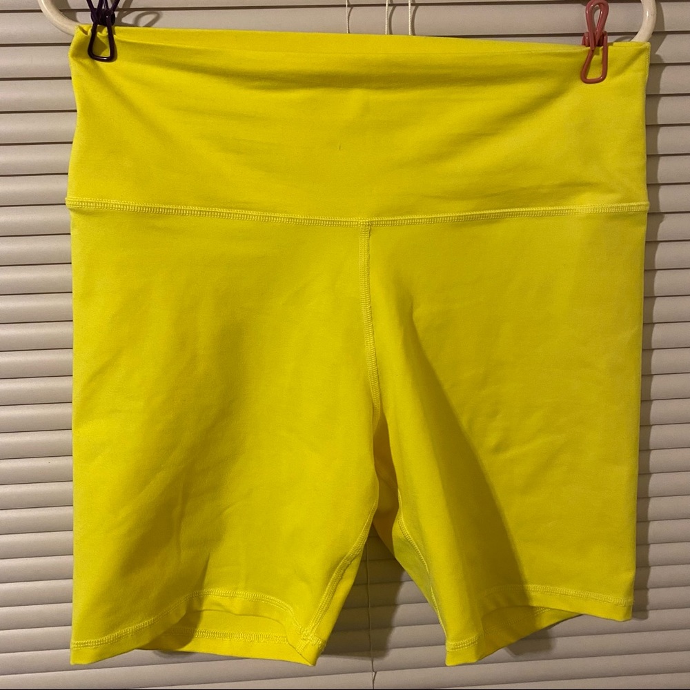 Aerie Yellow XL high rise bike shorts